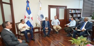 Ministro de Trabajo recibe a propietarios de bancas de lotería y dan inicio al proceso de cumplimiento de las leyes para garantizar condiciones laborales dignas para las trabajadoras.